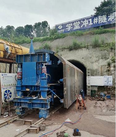 水電十四局向家壩臺車(chē)